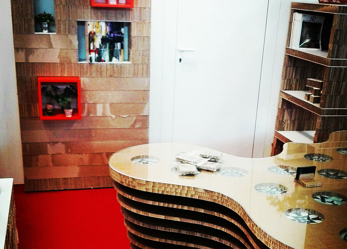 mobili in cartone